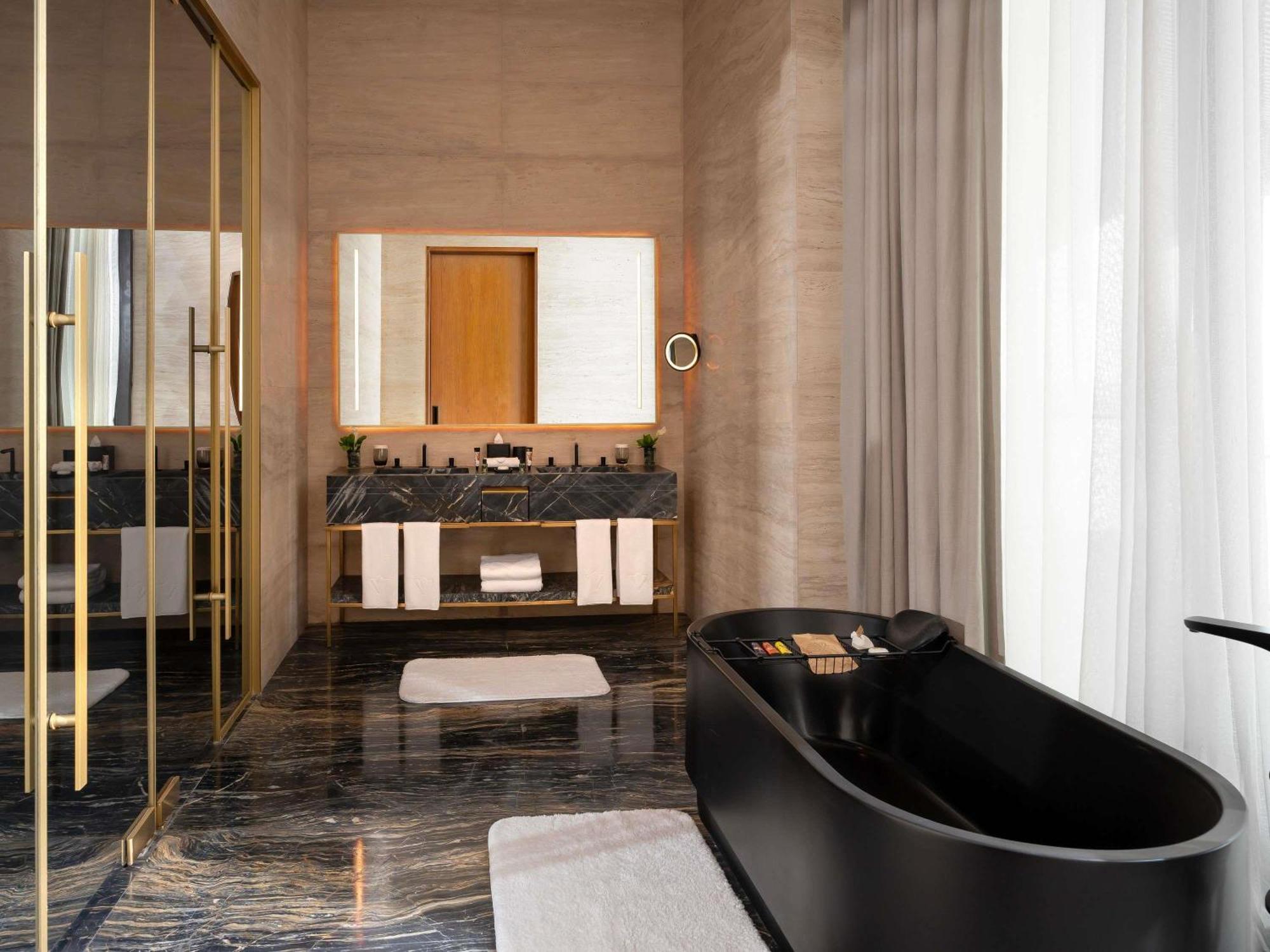 One-Bedroom Duplex Terrace Suite Sea View Butler Service
